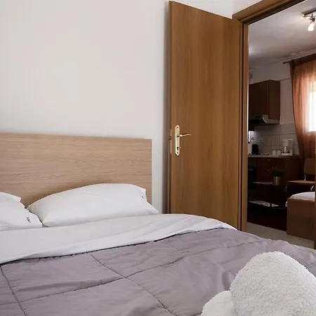 Egnatia Flat