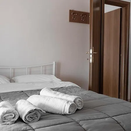 Egnatia Flat *