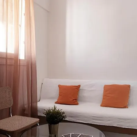 Egnatia Flat * סלוניקי